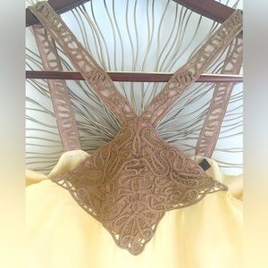 NWT BCBGMAXAZRIA elegant top, size small, color Light Almond